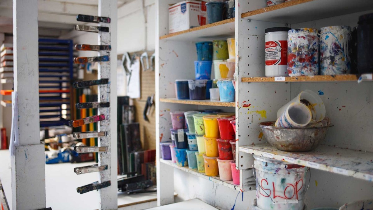 Sometimes you may need your own paint booth to do some minor paint jobs at&nbsp;home